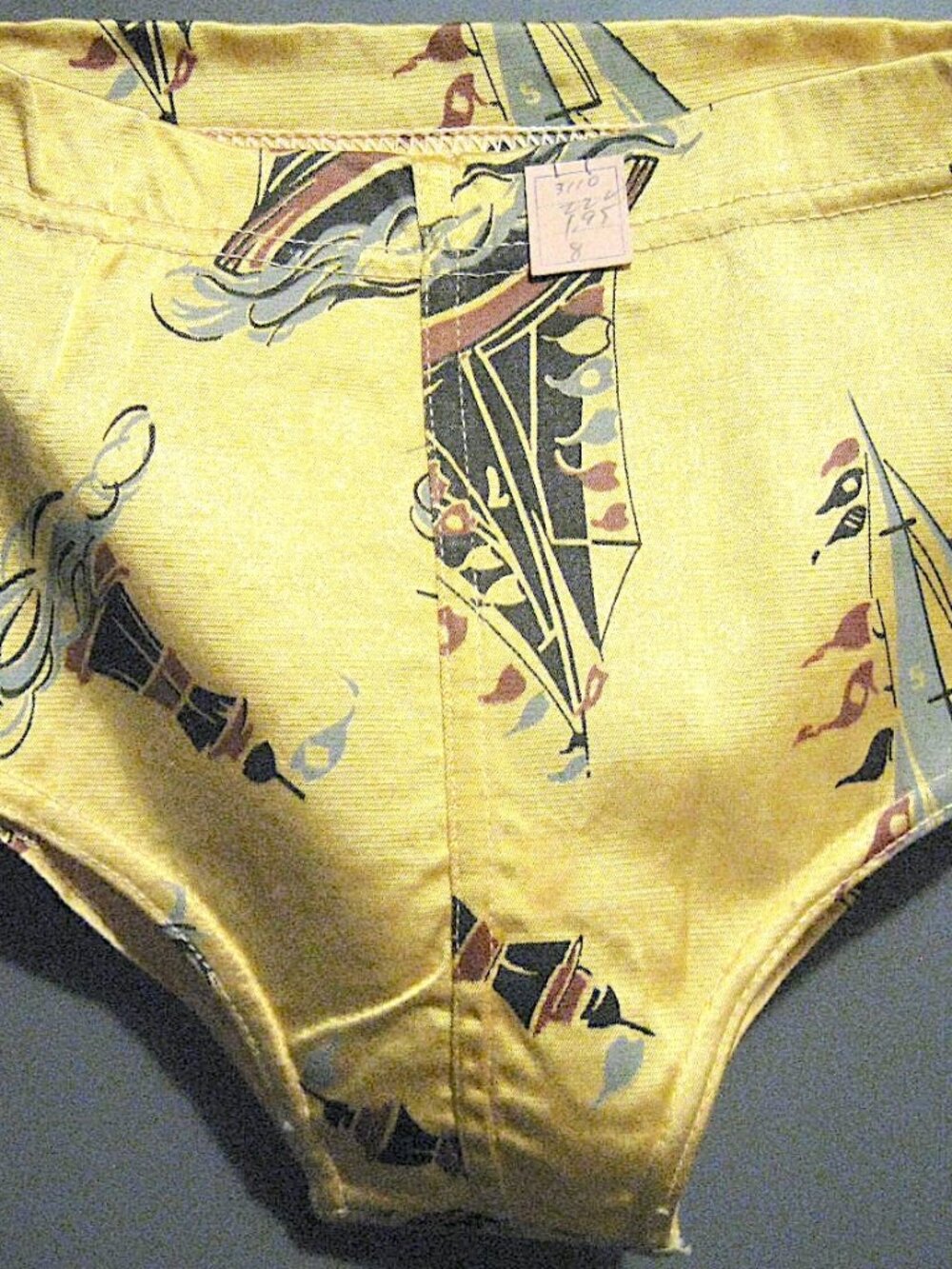 Campus Yellow Nautical Sailboat Lastex 1950s Swim Trunks Boys Size 8 Deadstock